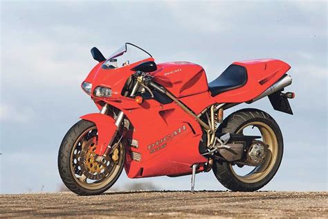 Ducati 916 (1994-1998) review and used buying guide | MCN