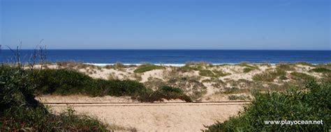 Praia do Dezanove Beach in Costa da Caparica, Almada • Portugal