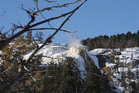 One Day Yellowstone Tour from Big Sky - Yellowstone Tours