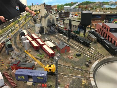 Pin by Atomic on Model Railroad | Model trains, Model train scenery ...