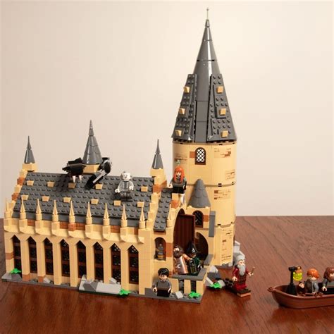 LEGO Harry Potter Hogwarts Great Hall Kit Review: Like Magic