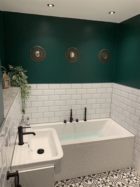 Dark green bathroom#bathroom #dark #green | Dark green bathrooms, Green ...