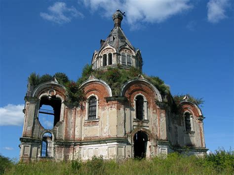 24 Abandoned Churches Worldwide Reclaimed By The Nature (Photo Gallery)