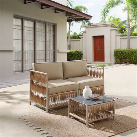 Choosing the Right Cover for Outdoor Sectional Furniture: A Summary