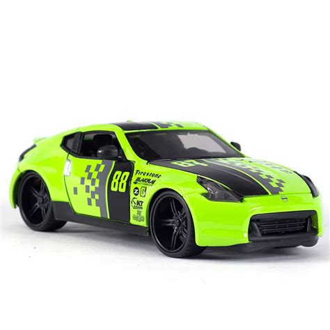 Maisto 1:24 Nissan GTR 370Z R35 Diecast Model Car Toy Cars-in Diecasts & Toy Vehicles from Toys ...