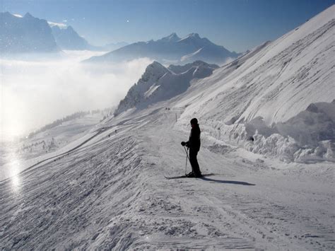 Why the French Alps Are Still Skiing Heaven - pretravels.com