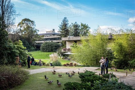 Calouste Gulbenkian Museum building in Gulbenkian Park; Lisbon, Portugal - Stock Photo - Dissolve