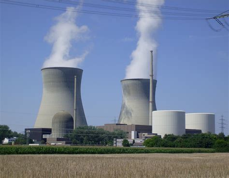 File:Gundremmingen Nuclear Power Plant.jpg - Wikimedia Commons