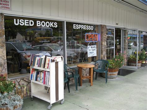 While Away Books - Roseburg, Oregon | i102708 019 | brewbooks | Flickr