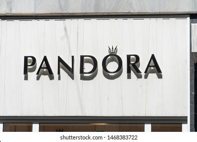 Pandora Jewelry Logo Vector (.EPS) Free Download