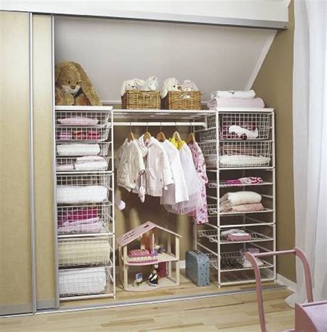 20 Modern Wardrobe Organization Ideas | Housetodecor.com