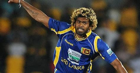 sports: Lasith malinga bowling