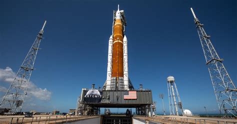 NASA's SLS moon rocket heads for launch pad and end-of-month maiden ...