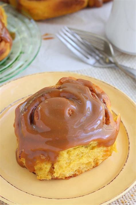 Grandma's Cinnamon Rolls | Red Star Yeast