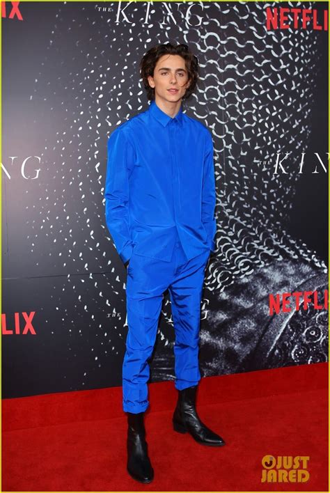 Timothee Chalamet Wears Bright Blue For 'The King' Premiere in ...