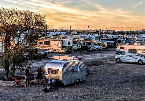 Quartzsite, AZ: A Guide for RV Campers in the Mobile Living Mecca