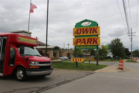 Qwik Park DTW Airport Parking Rates, Reviews, Coupons