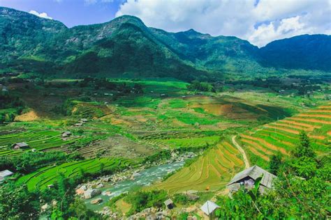 Rice Terraces at Sapa - The Lost Passport