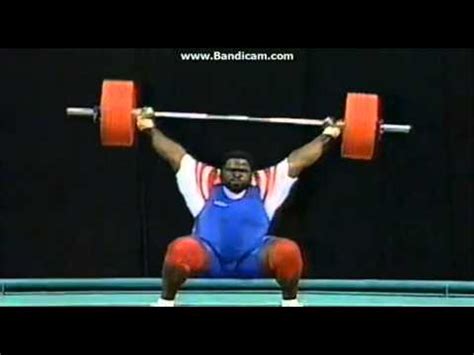 mark henry lifted 175 kg's weight - YouTube