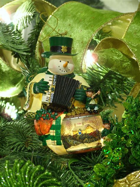 Irish Themed Christmas | Irish christmas traditions, Celtic christmas, Christmas in ireland