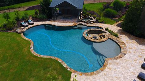 Alpharetta Pool and Spa - Pool - Atlanta - by Hearthstone Luxury Pools + Outdoors | Houzz