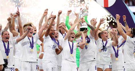 England Lionesses 2023: Fans fume as they wait for hours in 'queue of ...