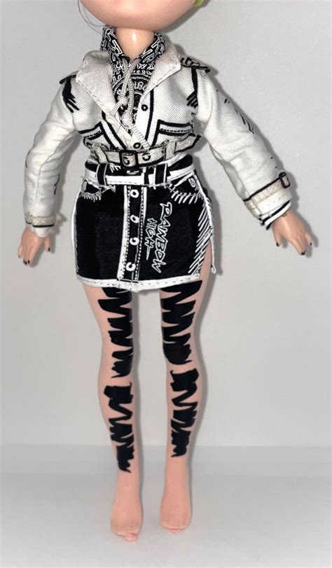 Rainbow High Art of Fashion Jett Dawson Collector Doll 1st Outfit B&W ...