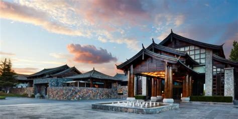 Top 2 Lijiang Hotels by IHG - July 2024