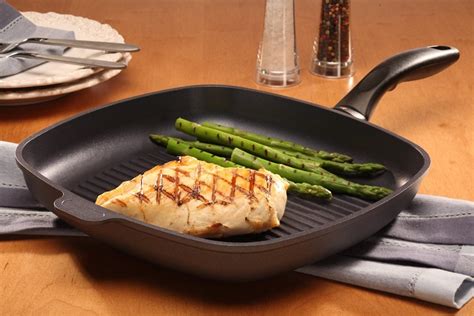 10 Best Indoor Grill Pans: Your Easy Buying Guide (2019) | Heavy.com