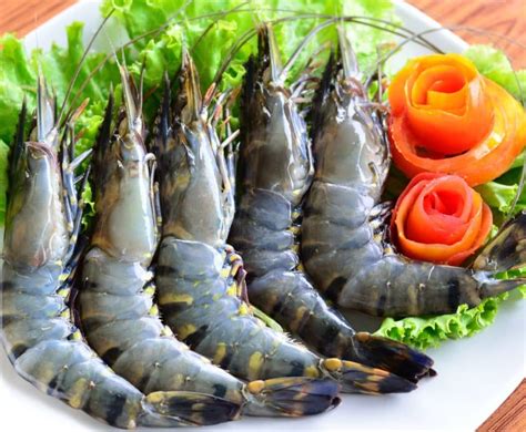 Buy Whole Black Tiger Prawns 2/4 1kg Online at the Best Price, Free UK ...