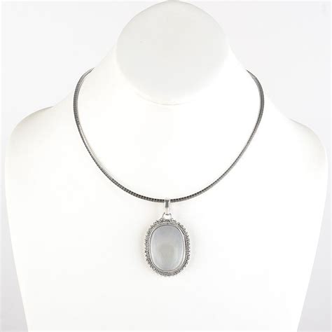 Mother of Pearl in Silver Pendant – The Russian Store