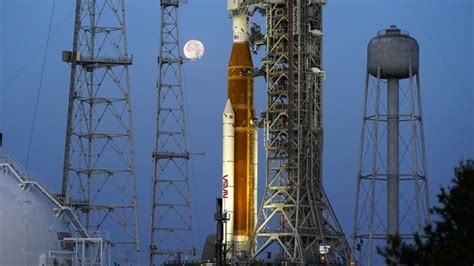 NASA Artemis 1 moon mission launch called off due to technical snag - Hindustan Times