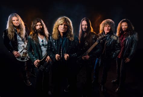 David Coverdale takes fans on a new spin through Whitesnake - cleveland.com