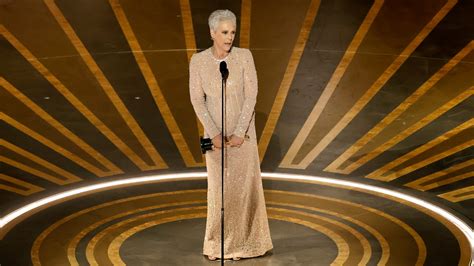 Jamie Lee Curtis Wins Best Supporting Actress at 2023 Oscars – Rolling Stone