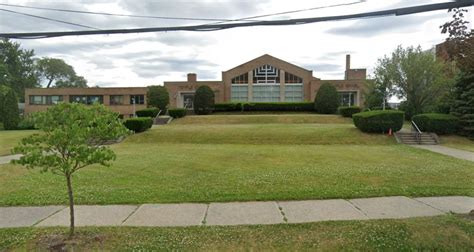 Shots fired at Temple Israel synagogue in Albany, suspect in custody