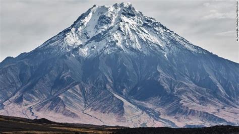 Extinct volcano has woken up and scientists say it could erupt ‘at any moment’ | CNN | Volcanes ...