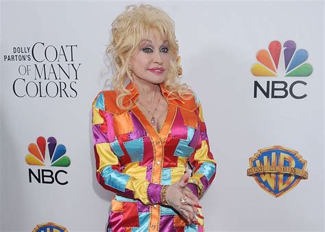 Dolly Parton Was Initially 'Hurt and Angry at [Her] Mama' for Telling ...