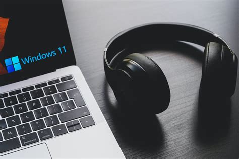 Headphones not working in Windows 11? 3 steps to fix in 2021 | Computer security, Headphones, Pc ...