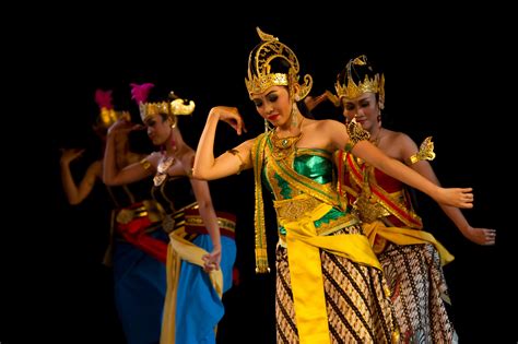 Ramayana Ballet - Prambanan Temple, Yogyakarta - Duniart - Photography and Blog by Toine IJsseldijk