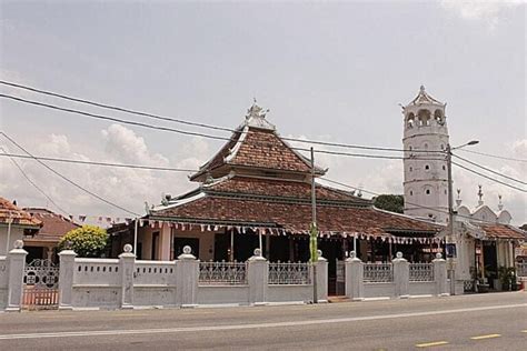 10 MOSQUE ARCHITECTURE IN MALAYSIA