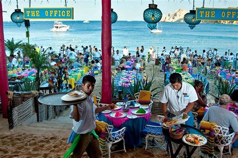 Medano Beach's Best Restaurants: Restaurants in Cabo San Lucas