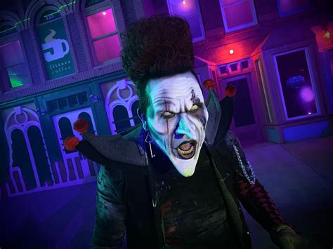 Six Flags Fright Fest 2021 is Defined by its Passionate Scare Actors