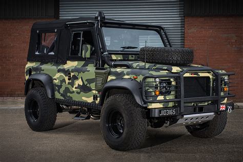 Land Rover Defender Military Edition | Uncrate