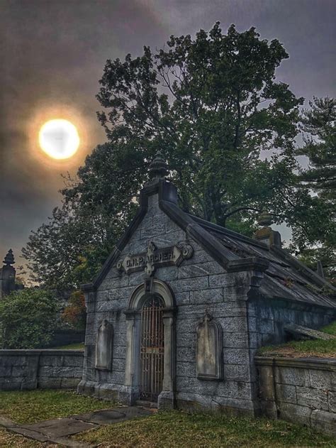 Sleepy Hollow Cemetery in New York. Looking forward to visiting again at the end of October! : r ...