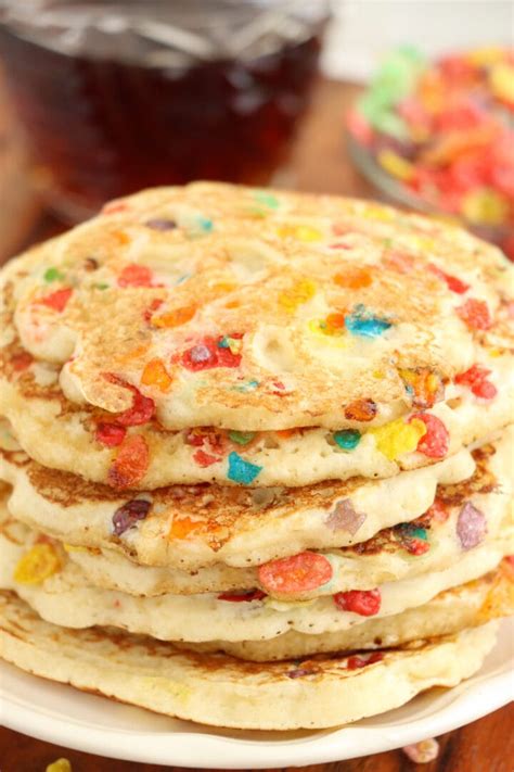 Fruity Pebbles Pancakes - Kitchen Divas