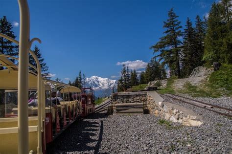 Premium Photo | Swiss alps landscape