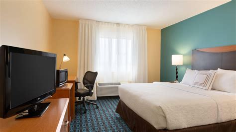 Bismarck Hotels | Fairfield Inn & Suites Bismarck North