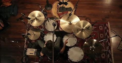 Taylor Hawkins' recording drum kit : r/drums