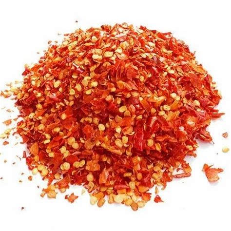 Chili Flake Dried Red Chilly Flakes, Packaging Size: 1000kg at Rs 185/kg in Unjha