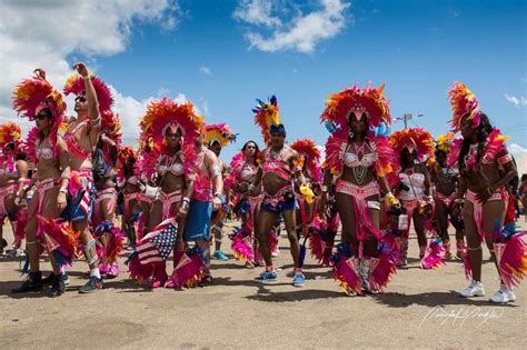 The Colourful Sights and Sounds of Trinidad & Tobago's Carnival ...